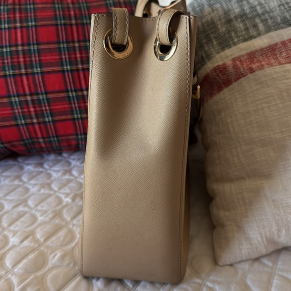 Michael Kors Leather Handbag NWOT - Picture 4 of 15